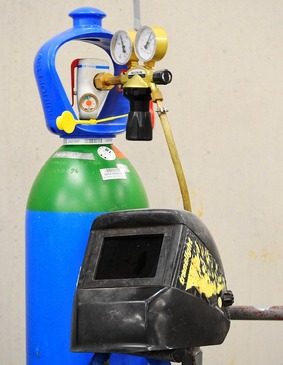 Welding_Equipment_283x365
